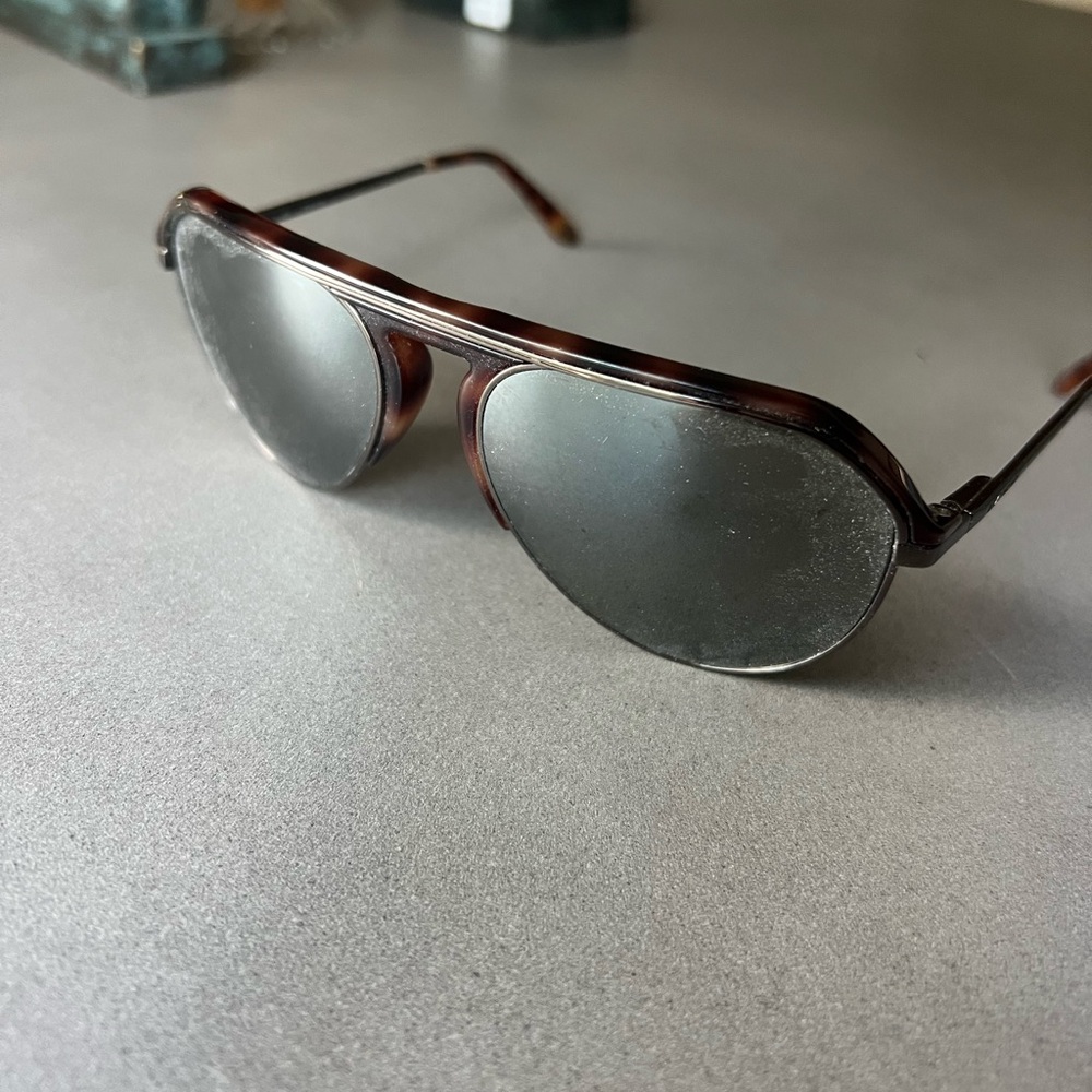 Givenchy BLK sunglasses. Tortoise